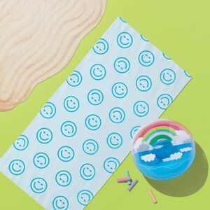 3 Towels: Blue Smiley Face Beach Towel x 3 (happy face)